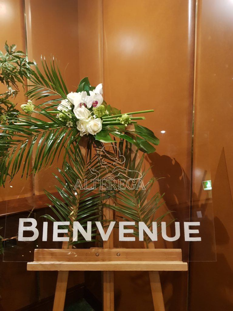 panneau d'entrée et de bienvenue pour entreprise